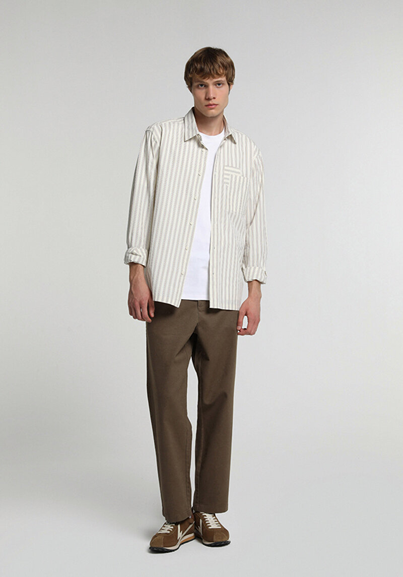 Imagine a Pantaloni De Barbati Maro Relaxed Fit