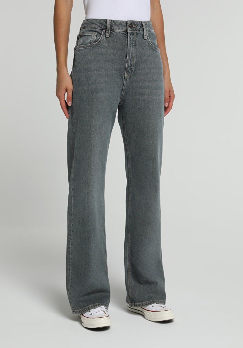 Imagine a Pantaloni De Dama Loose Bootcut Fit 900 Laris