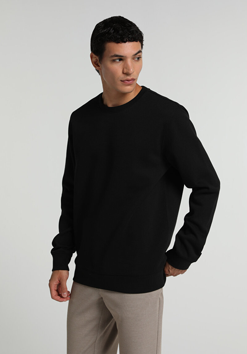 Imagine a Hanorac / Bluza De Barbati Negru Regular Fit