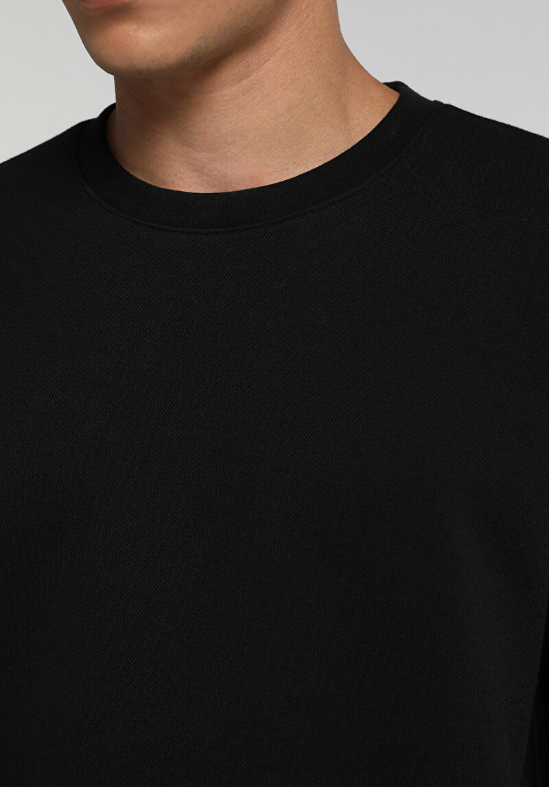 Imagine a Hanorac / Bluza De Barbati Negru Regular Fit