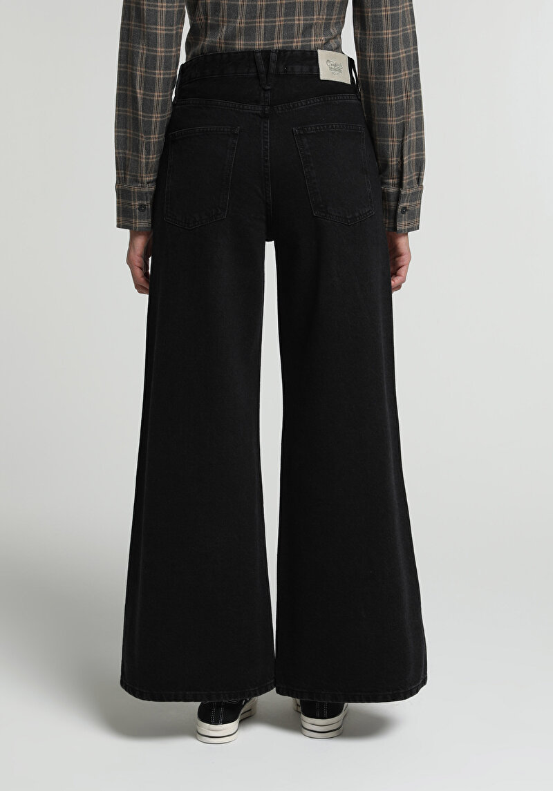 Imagine a Pantaloni De Dama  Super Wide Leg Fit 979 Ellie