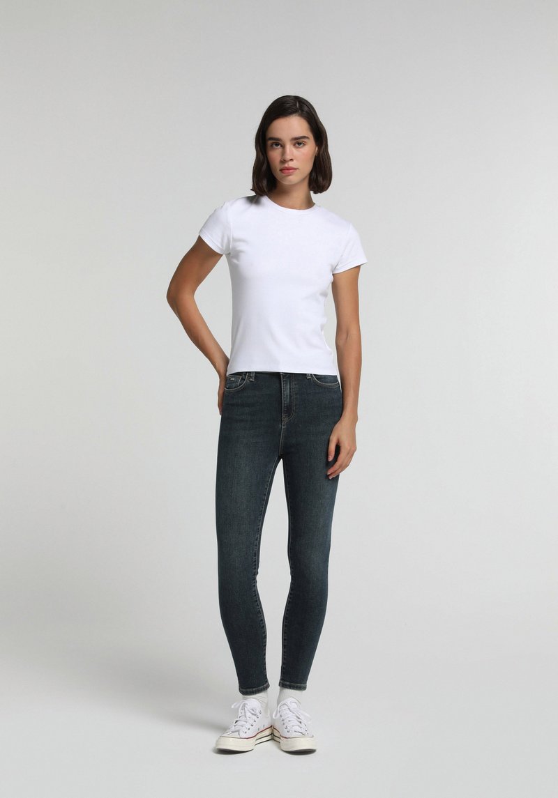 Imagine a Pantaloni De Dama  High Rise Super Skinny Fit 760 Diana