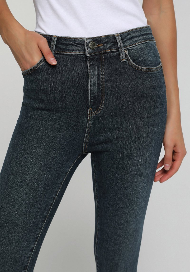 Imagine a Pantaloni De Dama  High Rise Super Skinny Fit 760 Diana