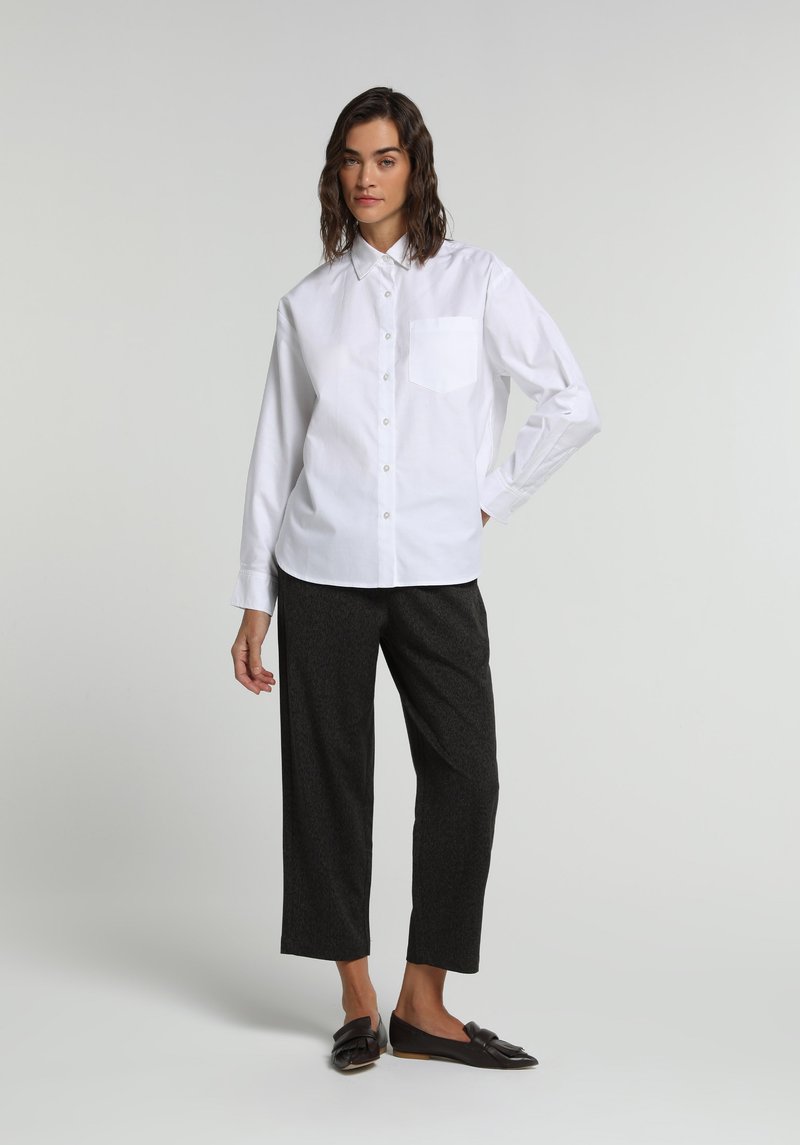 Imagine a Pantaloni De Dama Antracit Regular Fit