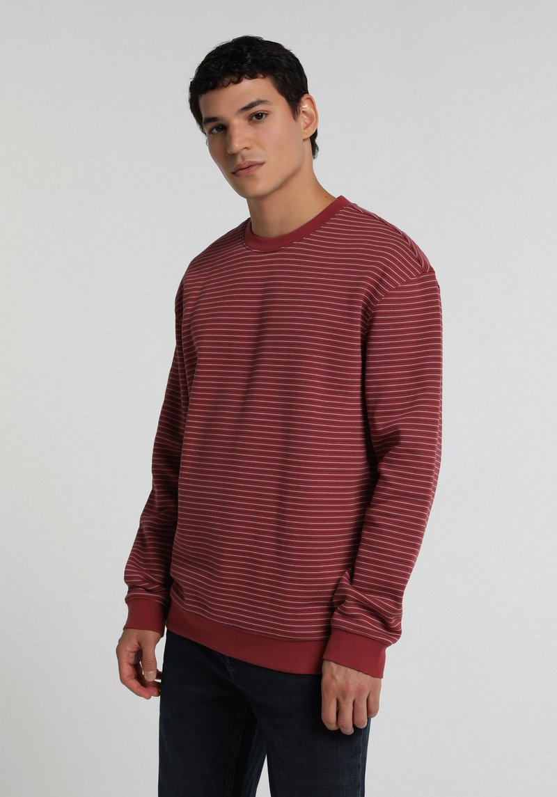 Imagine a Hanorac / Bluza De Barbati Roşu Relaxed Fit