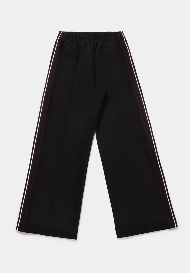 Imagine a Pantaloni De Dama Negru Regular Fit