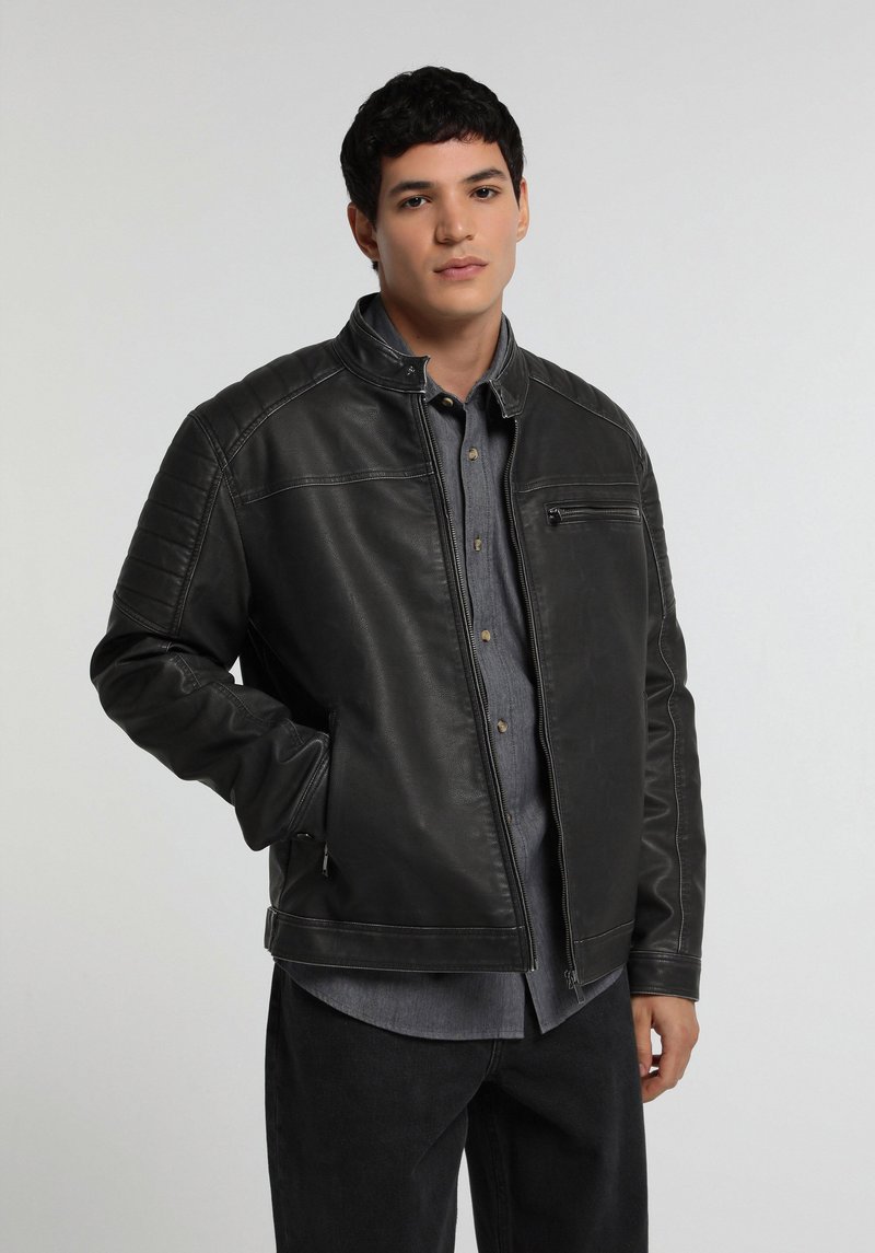 Imagine a Jacheta De Barbati Negru Slim Fit