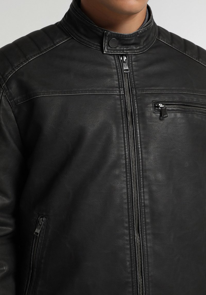 Imagine a Jacheta De Barbati Negru Slim Fit