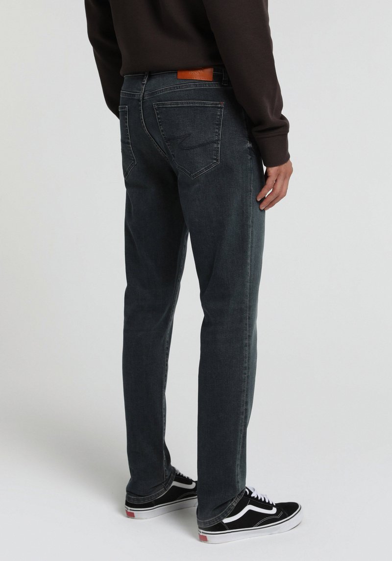 Imagine a Pantaloni De Barbati Slim Fit 041 Danny