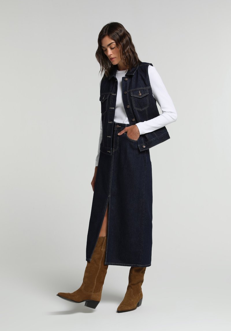 Imagine a Fusta De Dama  Slim Fit