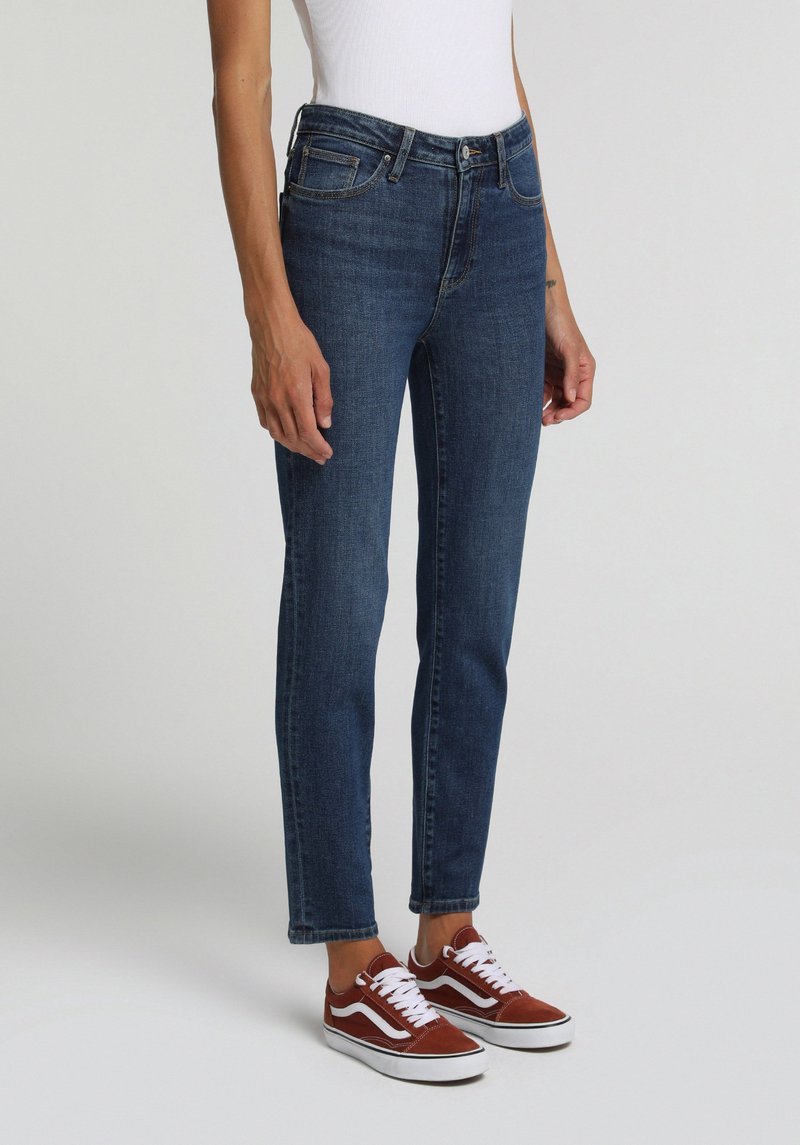 Imagine a Pantaloni De Dama  Skinny Fit 703 Carla