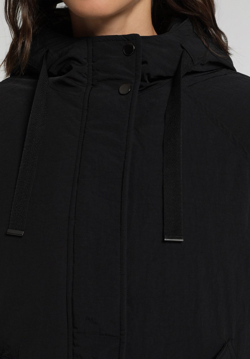Imagine a Jacheta Negru Regular Fit