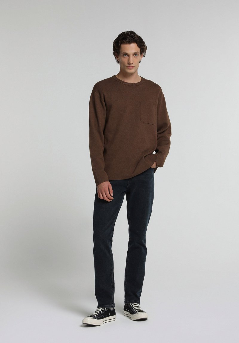 Imagine a Pantaloni  Albastru-negru Slim Tapered Fit 067 Jack