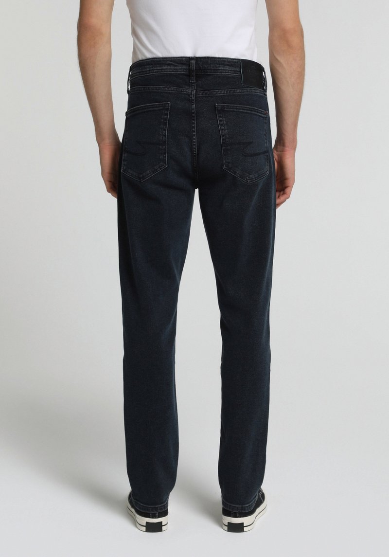 Imagine a Pantaloni Albastru-negru Slim Tapered Fit 067 Jack