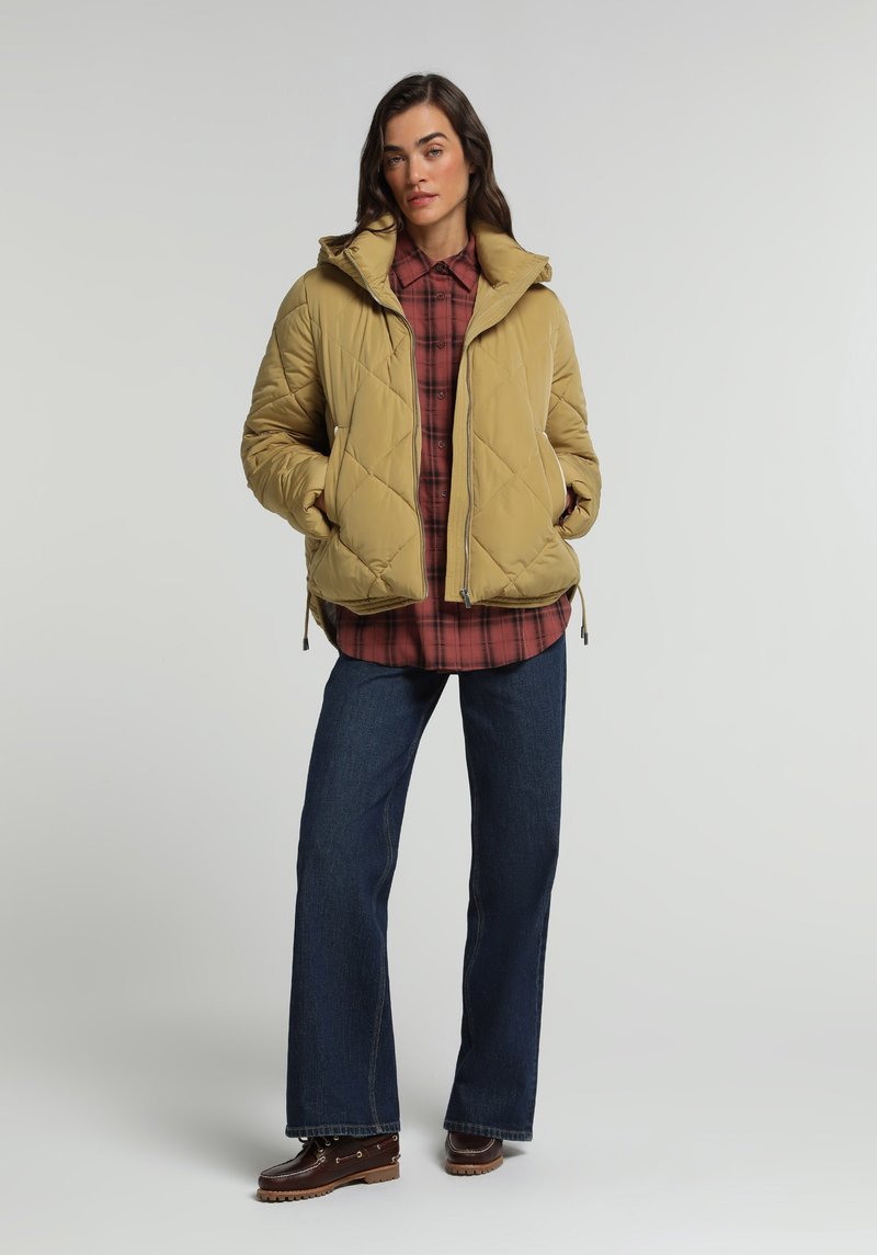 Imagine a Jacheta Maro Regular Fit