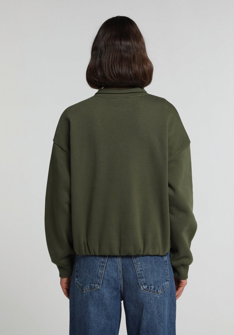 Imagine a Hanorac / Bluza  Verde Regular Fit