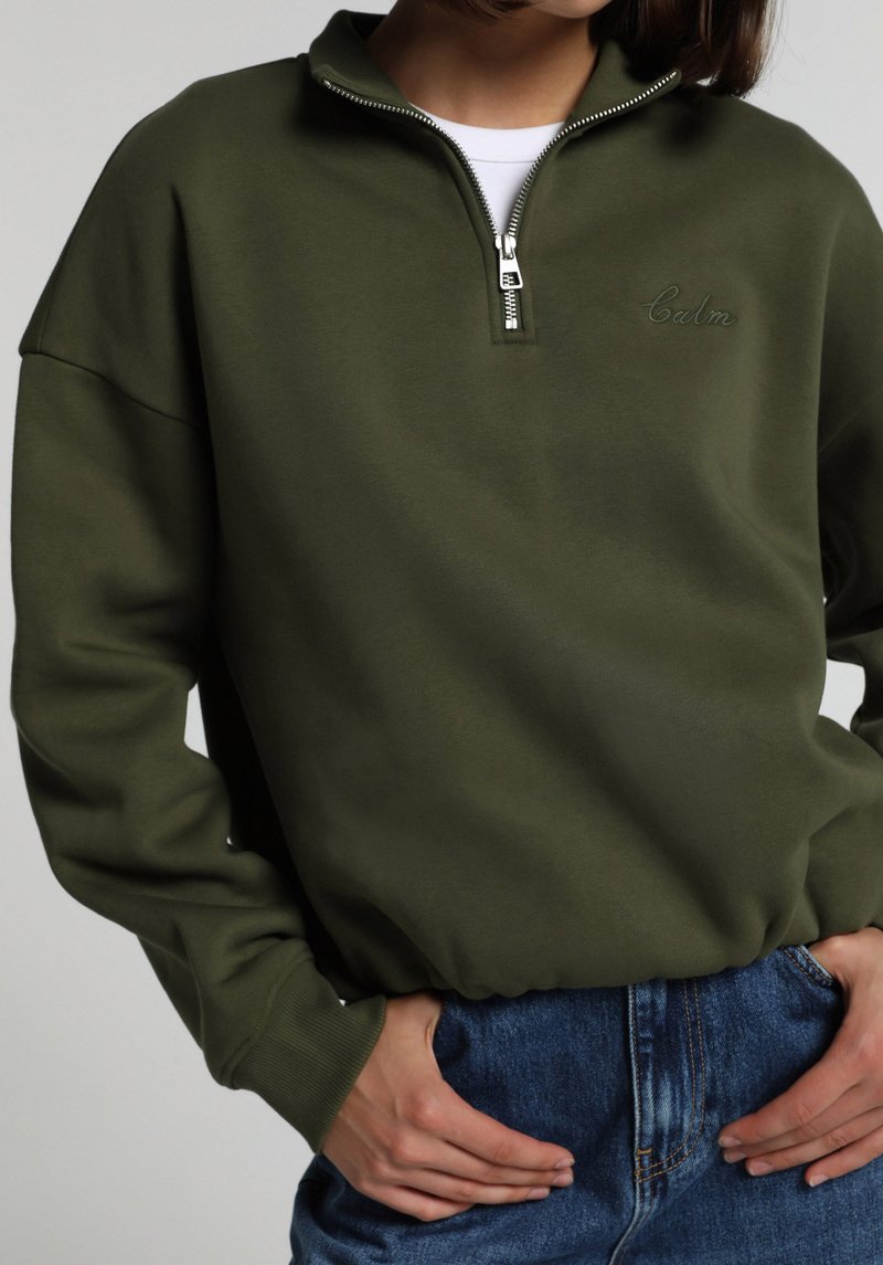 Imagine a Hanorac / Bluza Verde Regular Fit