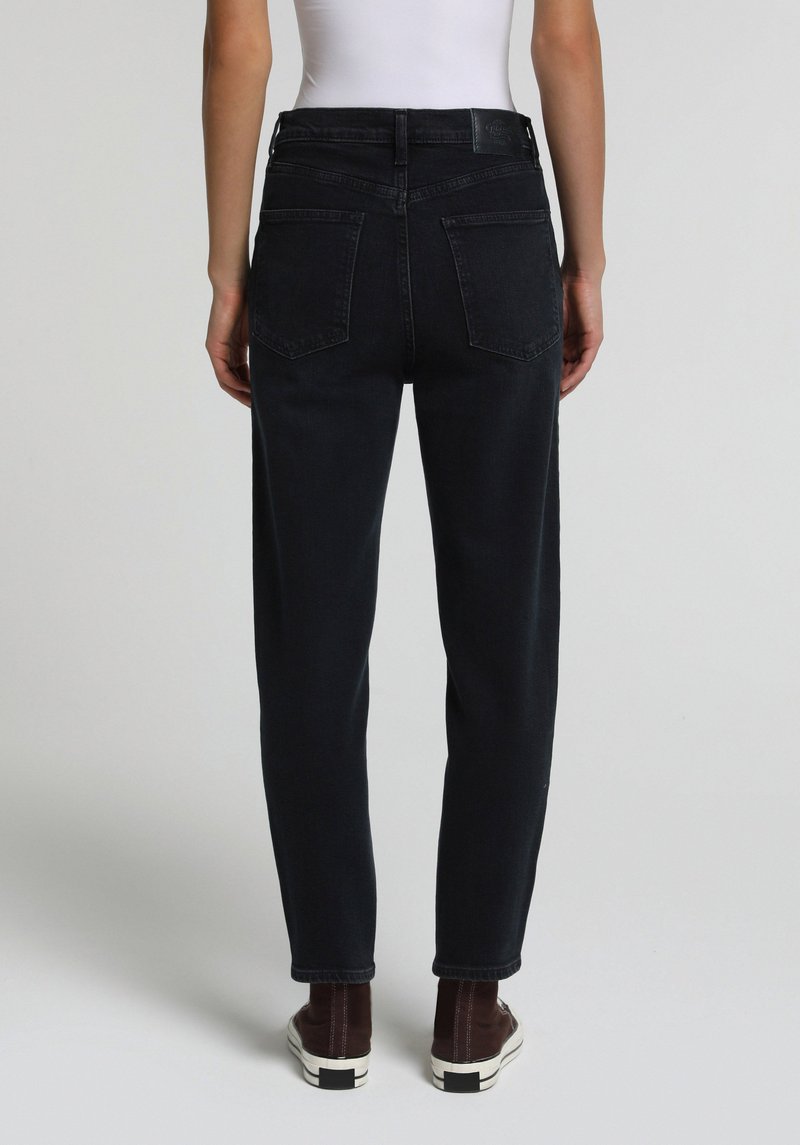 Imagine a Pantaloni  Supravopsire Mom Fit 896  Maria