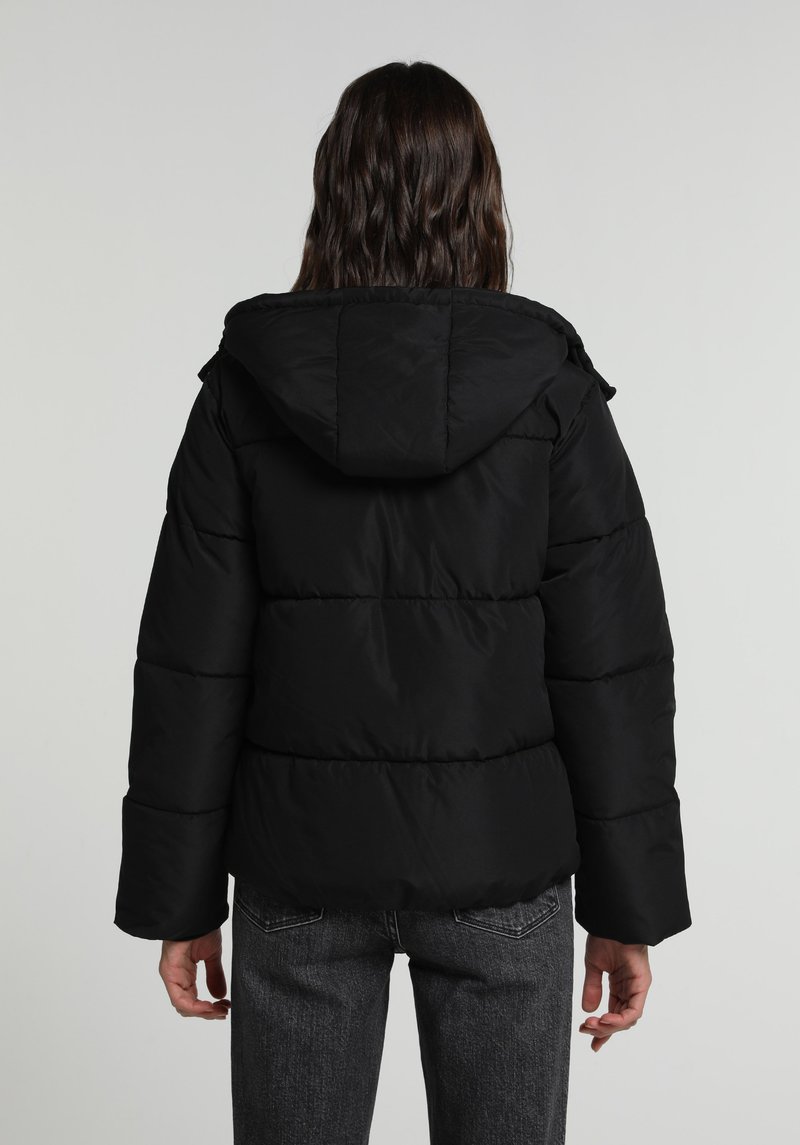 Imagine a Jacheta Negru Regular Fit