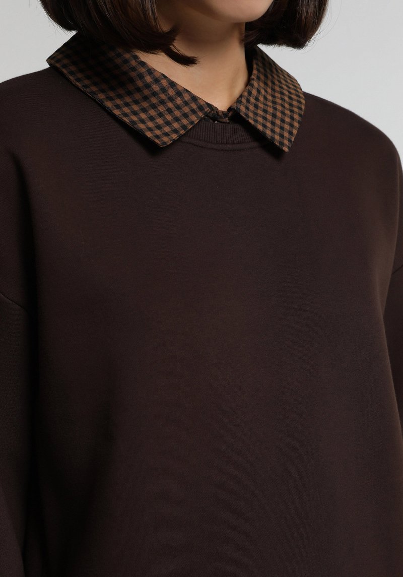 Imagine a Hanorac / Bluza Maro Regular Fit