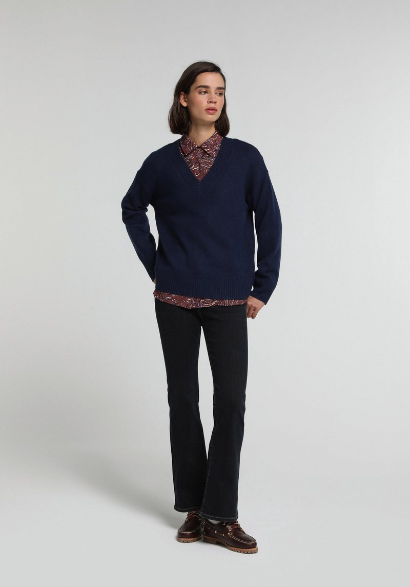 Imagine a Pulover Albastru Marin Regular Fit