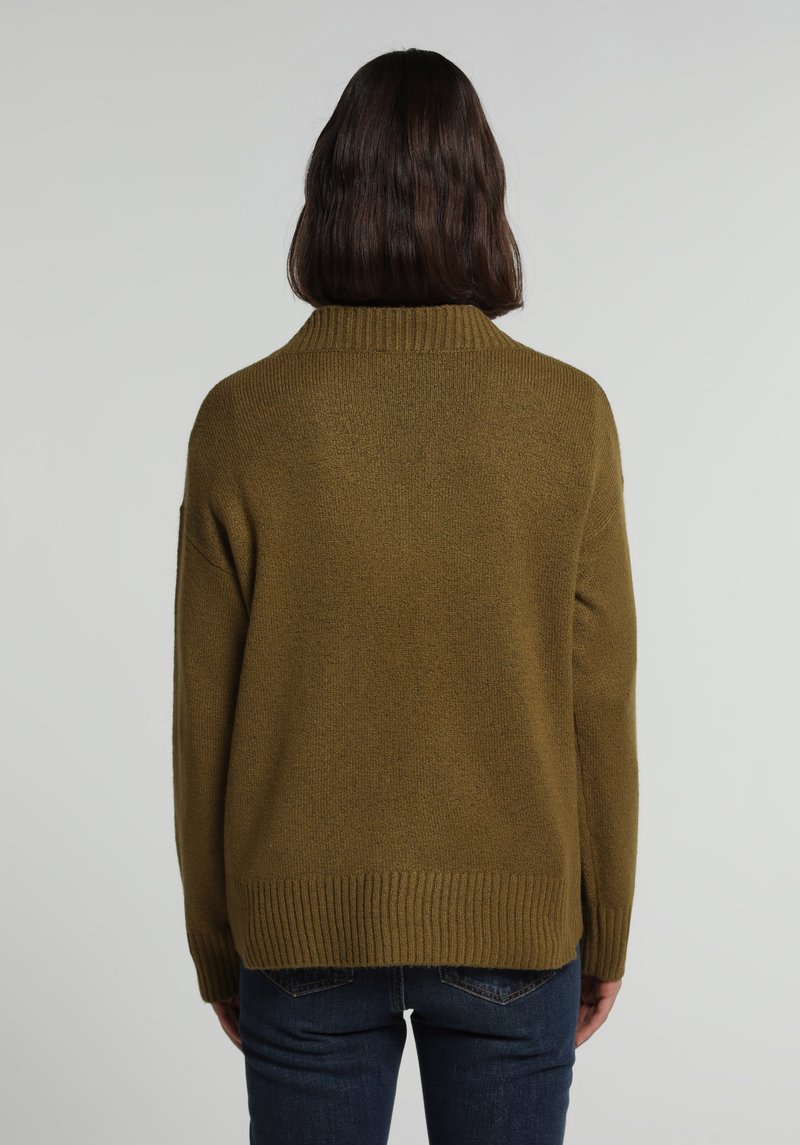 Imagine a Pulover Verde Regular Fit