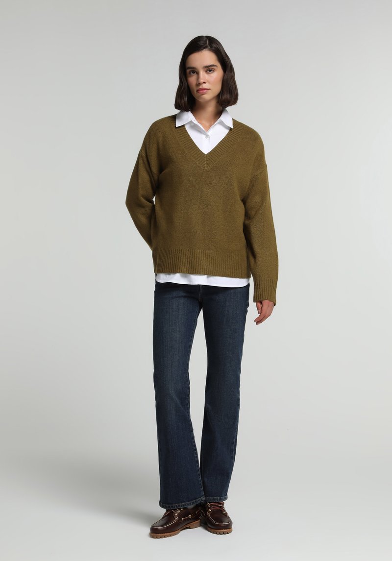 Imagine a Pulover Verde Regular Fit