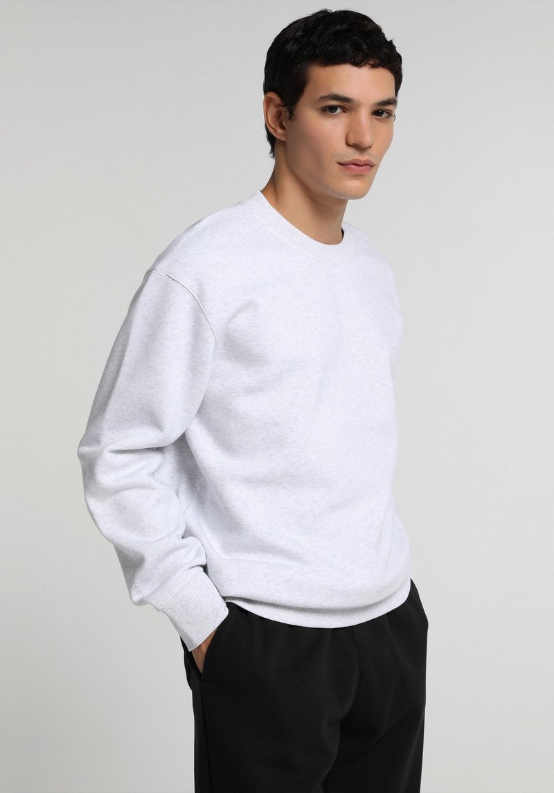 Imagine a Hanorac / Bluza De Barbati Gri Relaxed Fit
