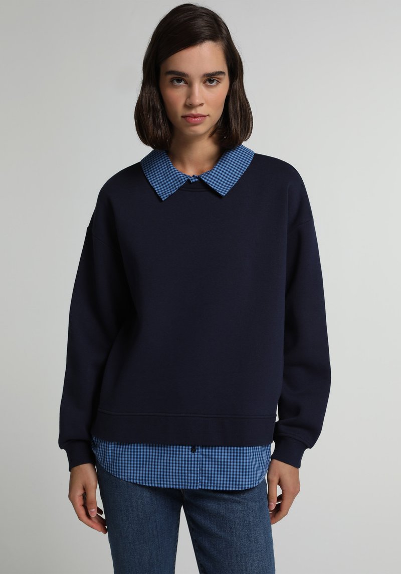 Imagine a Hanorac / Bluza  Albastru Marin Regular Fit