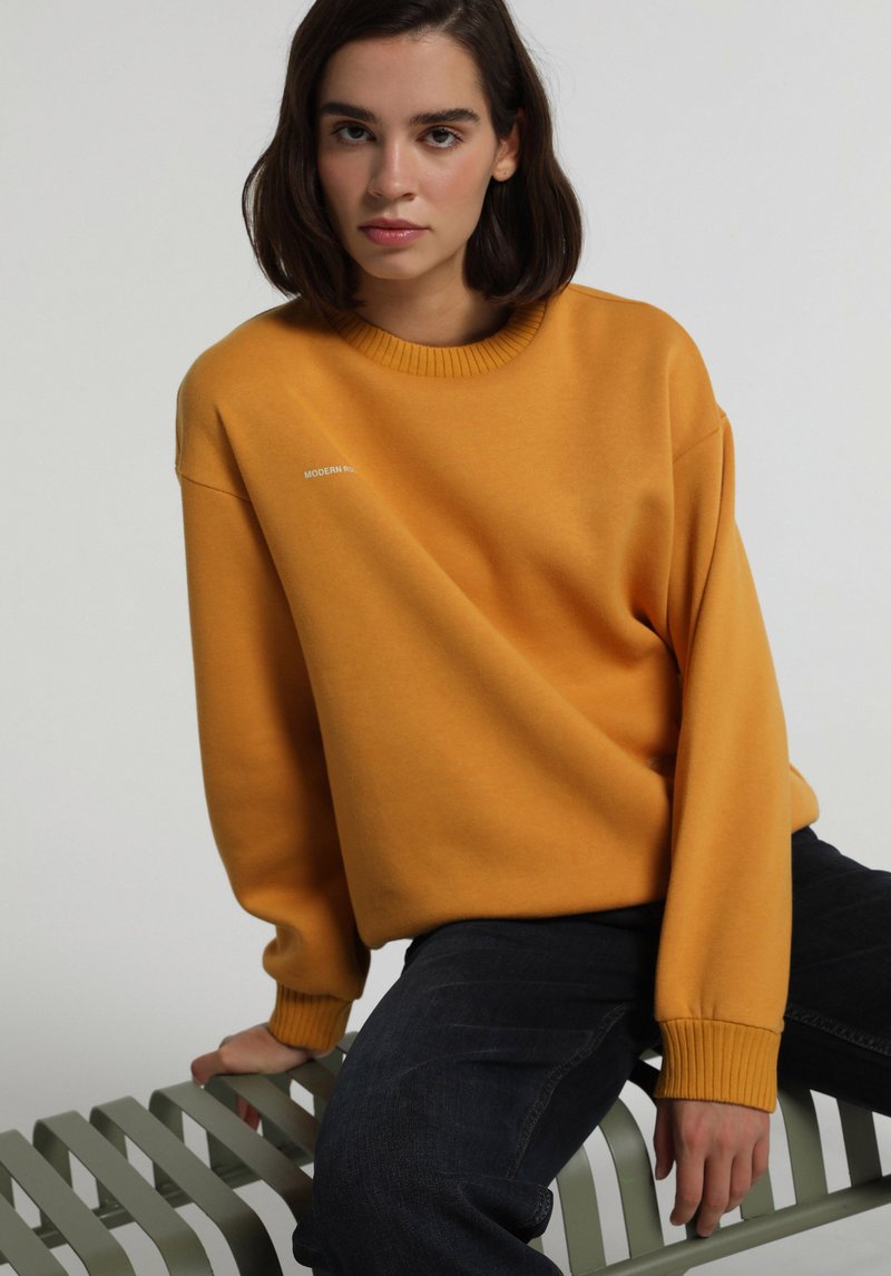 Imagine a Hanorac / Bluza  Galben Regular Fit