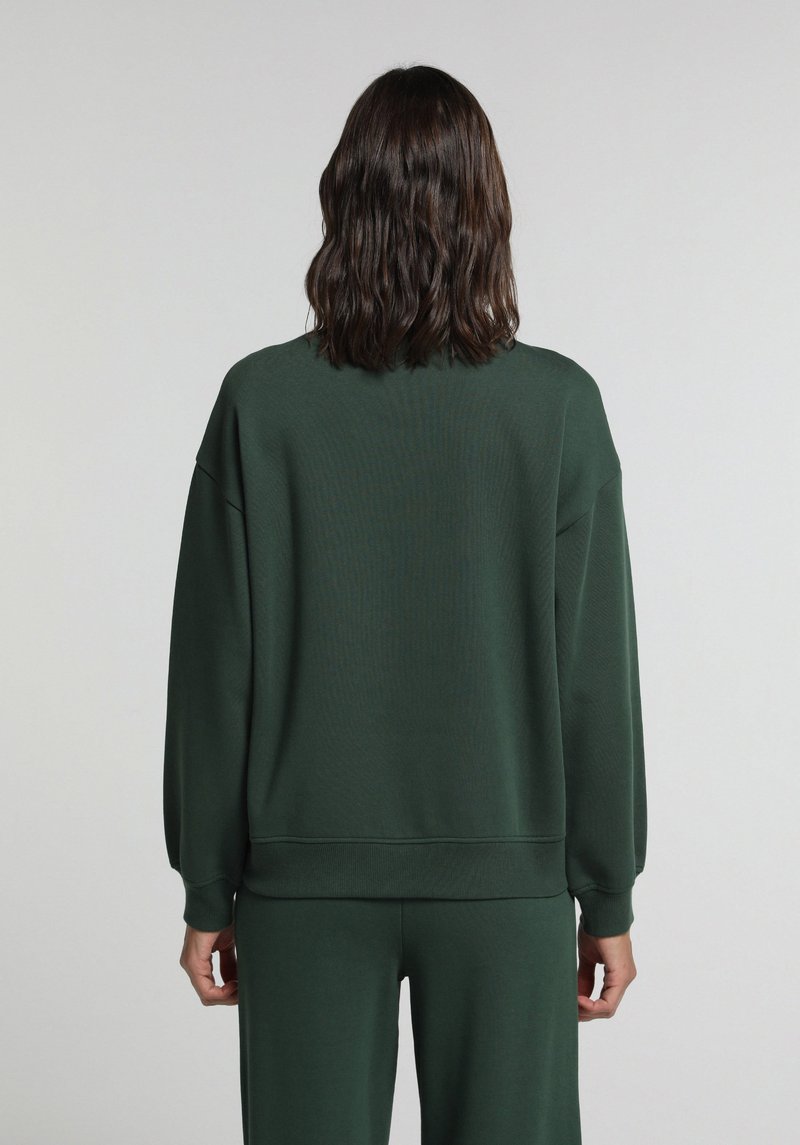 Imagine a Hanorac / Bluza De Dama Verde Regular Fit