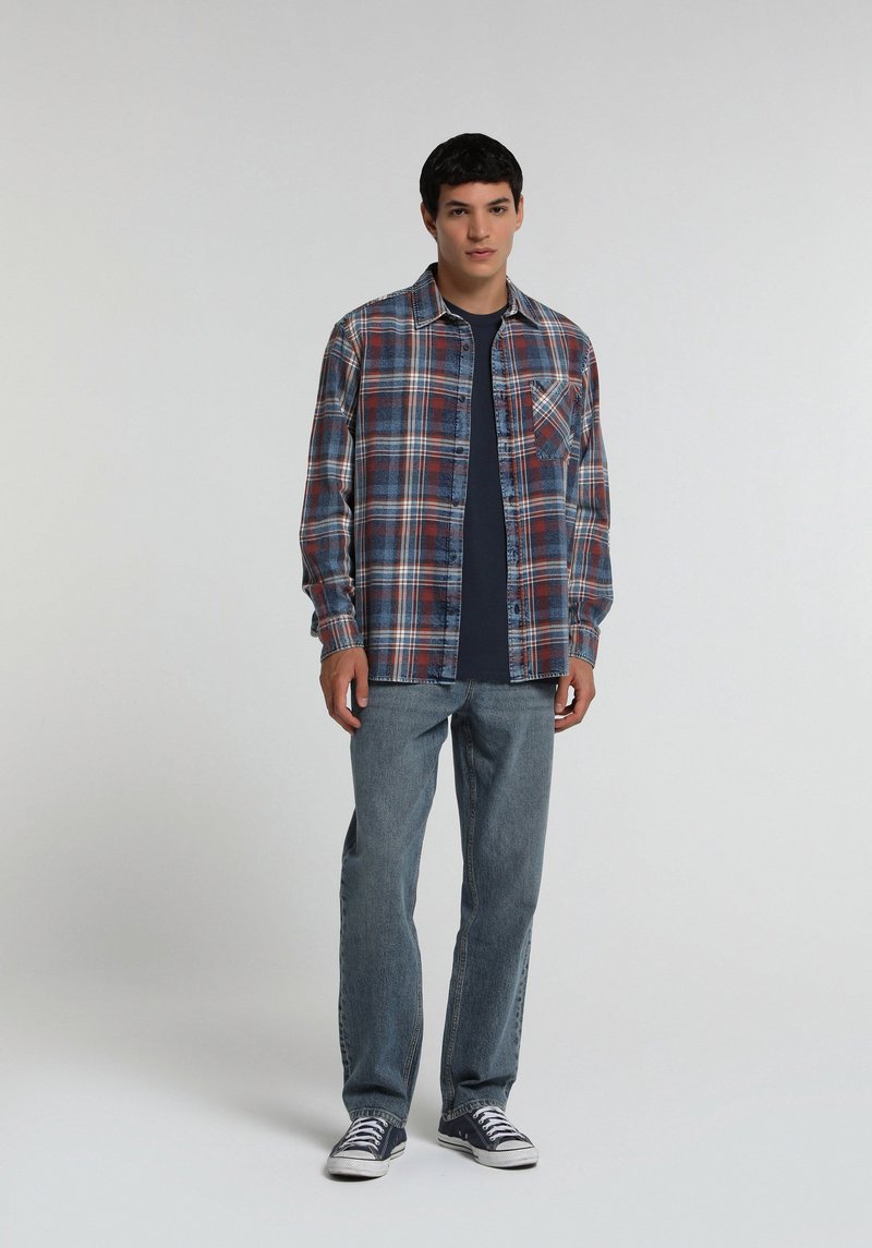 Imagine a Pantaloni  Indigo Mediu Loose Straight Fit 046 Marco