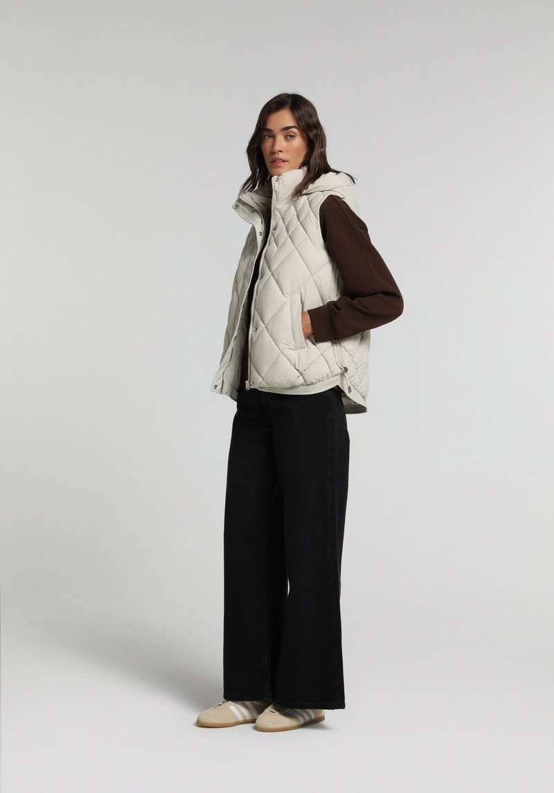 Imagine a Vesta  Alb Regular Fit