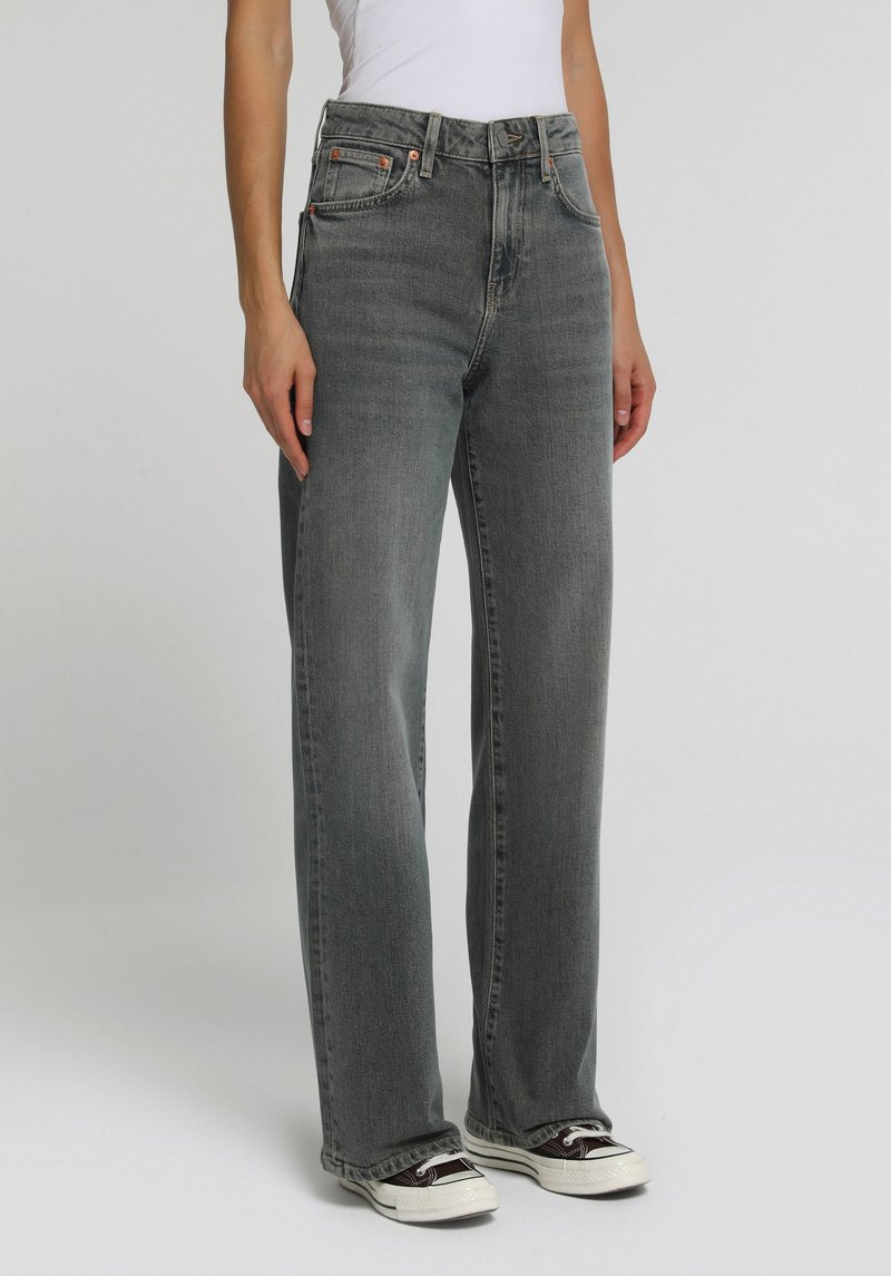 Imagine a Pantaloni Supravopsire Wide Leg Fit 970 Berry