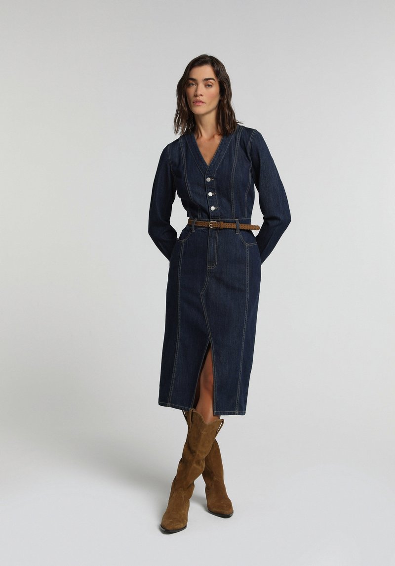 Imagine a Rochie De Dama Indigo Închis Slim Fit