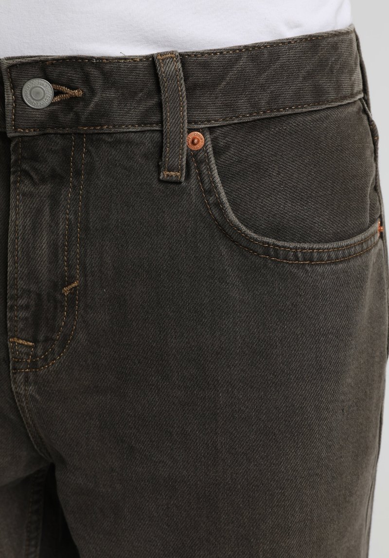 Imagine a Pantaloni  Supravopsire Straight Fit 044 Karl