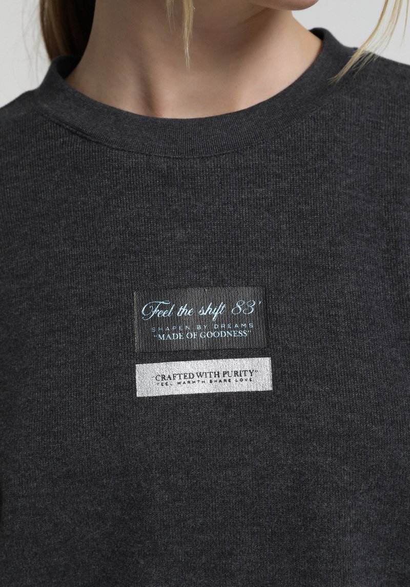 Imagine a Tricou Cu Maneca Scurta De Dama Antracit Regular Fit