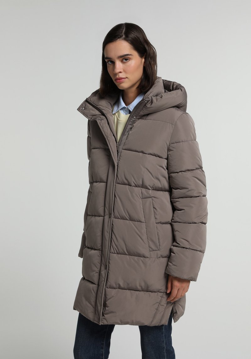 Imagine a Palton Maro Regular Fit