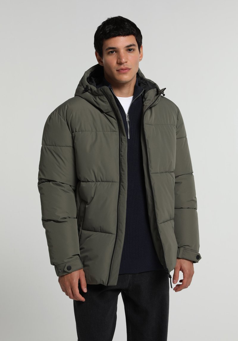 Imagine a Jacheta  Verde Regular Fit