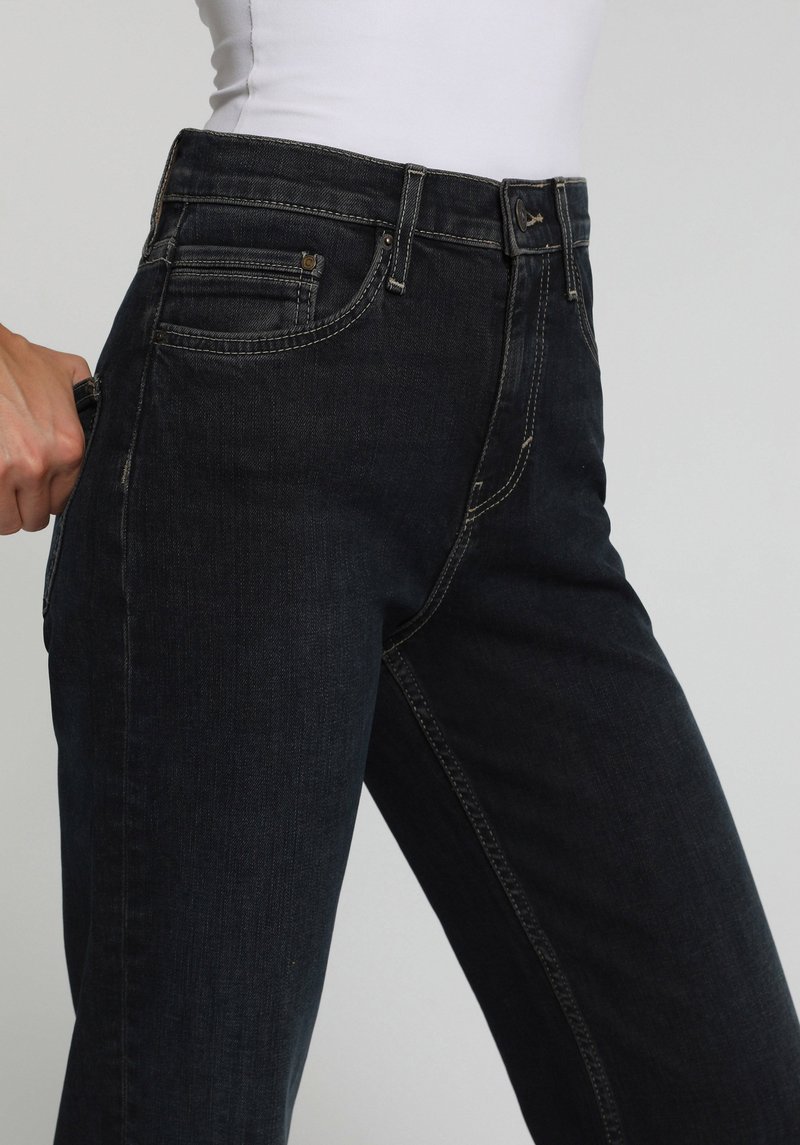 Imagine a Pantaloni  Supravopsire Loose Straight Fit 800 Lina