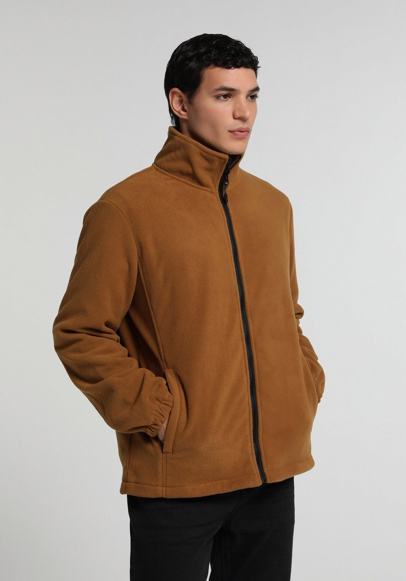 Imagine a Jacheta  Negru Regular Fit