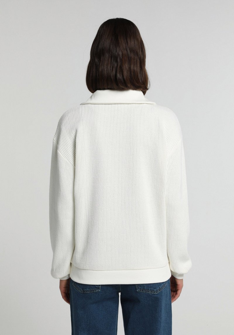 Imagine a Hanorac / Bluza Ecru Regular Fit