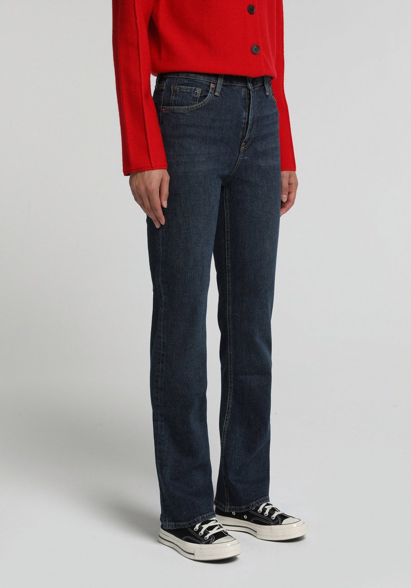 Imagine a Pantaloni  Indigo Mediu Straight Fit 792 Mila