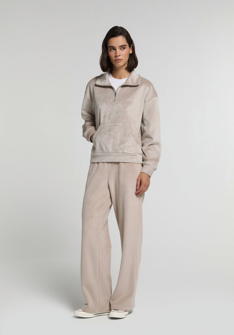 Imagine a Hanorac / Bluza Maro Regular Fit