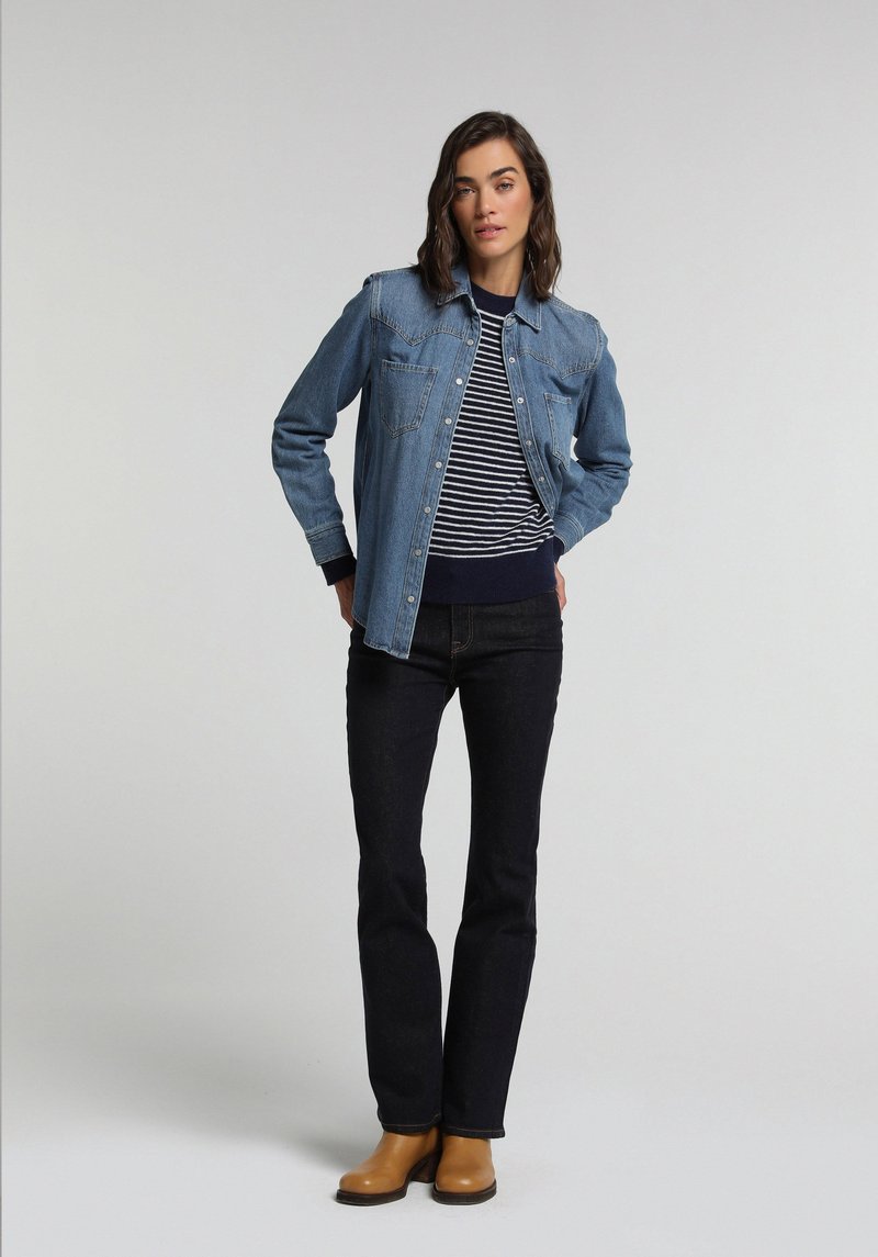 Imagine a Pantaloni  Indigo Închis Flare 791 Monica