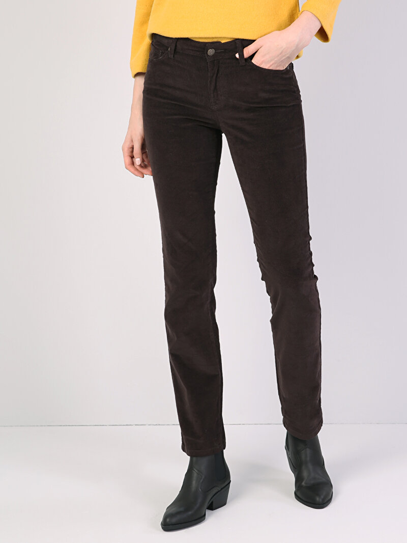 Imagine a Pantaloni Regular Fit Maro De Daba