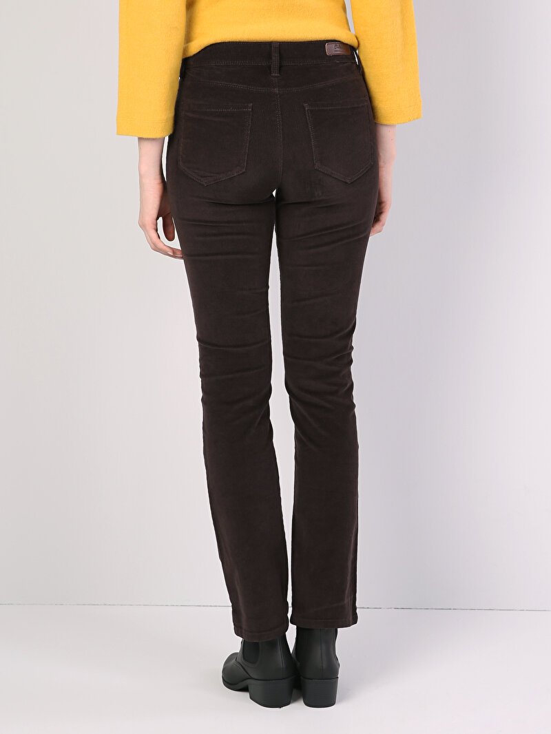 Afișați detalii pentru Pantaloni Regular Fit Maro De Daba