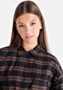 thumb-Afișați detalii pentru Regular Fit Cămașă Gât În Carouri Cămașă Neagră Cu Mânecă Lungă Pentru Femei
