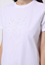 thumb-Afișați detalii pentru Regular Fit Round Neck Brodat Tricou Alb Cu Mânecă Scurtă Pentru Femei
